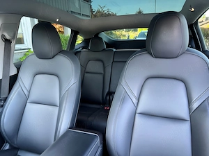 2021 Tesla Model Y Long Range AWD - imagine 5