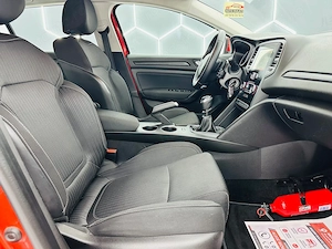 Renault Megane - imagine 17