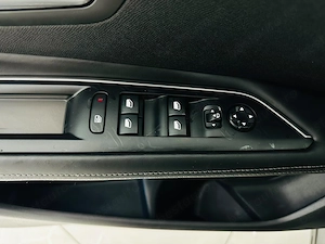 Peugeot 3008 - imagine 13