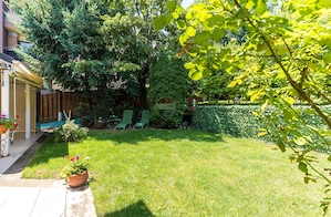 Casă/Vilă cu 5 camere de Vânzare, 870mp Teren, Bucium -3 Sarmale - imagine 20