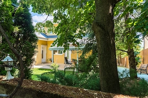 Casă/Vilă cu 5 camere de Vânzare, 870mp Teren, Bucium -3 Sarmale - imagine 17