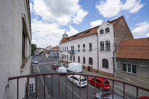 Apartament cu 2 camere de vânzare central pe str. Evreilor Deportați - imagine 7