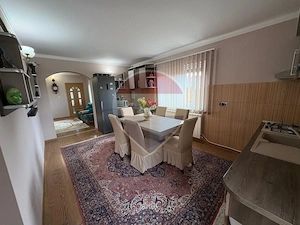 Casă gata de locuit cu teren 2700mp si garaj dublu in Madaras - imagine 13