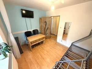 Apartament 2 camere Brazda lui Novac Etaj 1 Centrala termica 52mp - imagine 5