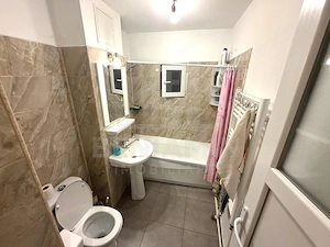 Apartament 2 camere Brazda lui Novac Etaj 1 Centrala termica 52mp - imagine 7
