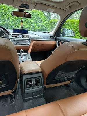 Vând bmw f30 mașină pentru pretențioși  - imagine 3