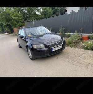 Volvo v50 se dezmembrează  - imagine 3