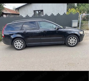 Volvo v50 se dezmembrează  - imagine 2