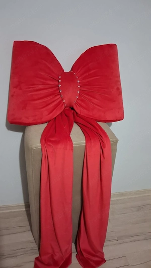 Funda rosie cu strasuri!