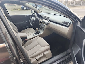 Vw Passat B6 An 2007 Motor 2.0 TDI 170 Cp Se Oferă Fiscal Preț 1250 Euro  - imagine 7