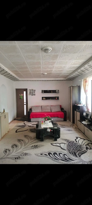 Casă de vânzare in Vălureni  - imagine 2