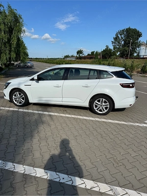 Renault Megane 4 - imagine 3
