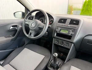 Volkswagen Polo 1.2 Trendline - imagine 12
