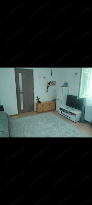 Casă de vânzare in Vălureni  - imagine 5