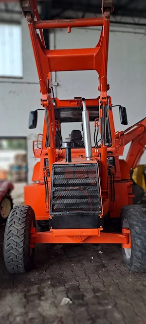 Vind buld excavator marca FAI  - imagine 4