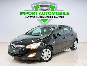Opel Astra 1.6     