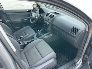 Wolksvagen Golf 5 1.4 MPI  - imagine 6