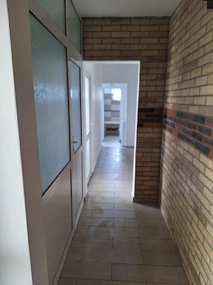 Inchiriez apartament