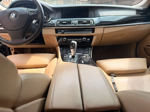 Vând BMW Seria 5 F10 (520d)   An 2012   Interior Confort Bej, Head-Up Display, Trapă Preț: 8.500    - imagine 6
