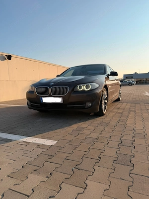 Vând BMW Seria 5 F10 (520d)   An 2012   Interior Confort Bej, Head-Up Display, Trapă Preț: 8.500    - imagine 4