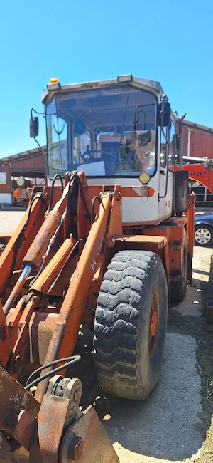 Vand Buldoexcavator Schaeff H3205 Articulat pe Roti - imagine 7