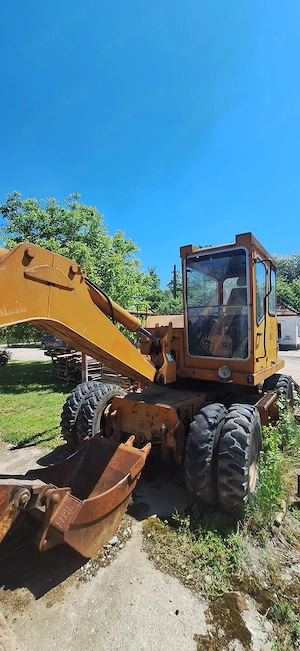 Vand Excavator pe Roti Schaeff HML - Rotativ 360, Roti duble, Doar 1218 - imagine 4
