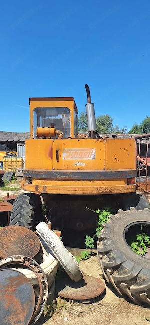 Vand Excavator pe Roti Schaeff HML - Rotativ 360, Roti duble, Doar 1218 - imagine 2