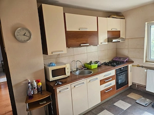 Închiriez apartament două camere, Soarelui Timișoara, 53 mp, etaj 4 cu acoperiș, centrală termică. 