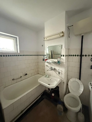 Apartament 4 camere decomandate zona Garii - imagine 9