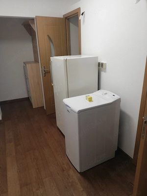 Închiriez apartament 2 camere 