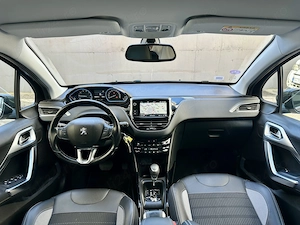 Peugeot 2 km Carplay Carte service Rate Garantie - imagine 14