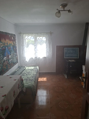 Casa de vanzare la tara - imagine 5