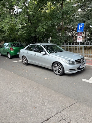 Mercedes C Class 180 C - imagine 8