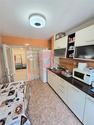 Apartament 2 Camere, Decomandat, Inel 2 - imagine 15