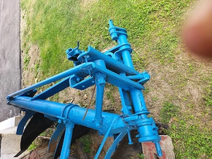 Plug agricol 3 brazdare