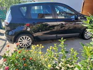 Renault Scenic in stare Buna, consum 5l, cu variante de vanzare :un mic teren la munte, livada, etc