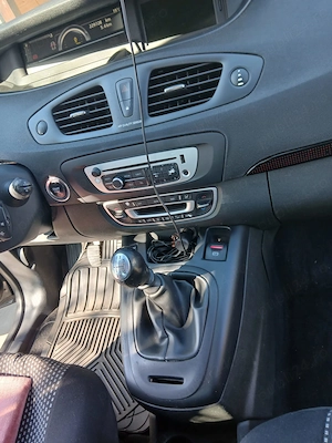 Renault Scenic in stare Buna, consum 5l, cu variante de vanzare :un mic teren la munte, livada, etc - imagine 3