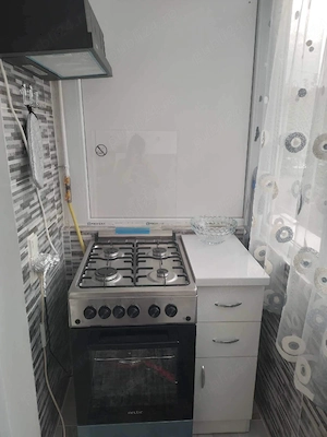 apartament 2 camere de vanzare - imagine 2