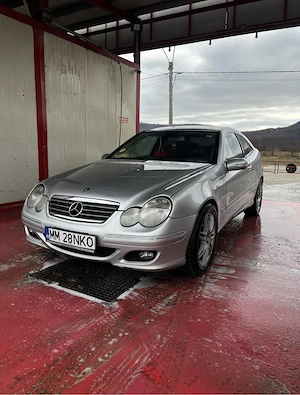 Mercedes C200 Sportcoupe - imagine 2