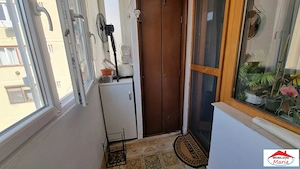 Apartament 2 camere zona centrala 75000 Euro etaj 3 ocupabil - imagine 14