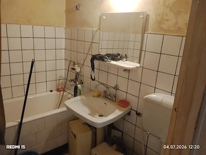 Vind apartament micro 4 et 3 Hunedoara  - imagine 3