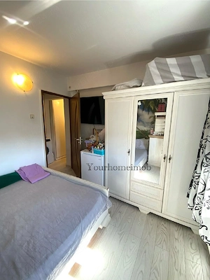 Apartament 3 camere semidecomandat, Craiovița Nouă   Zona Școala 33 - imagine 4