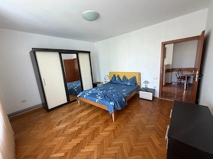 Decomandat central cu 2 camere etaj 3 zona Tipografilor