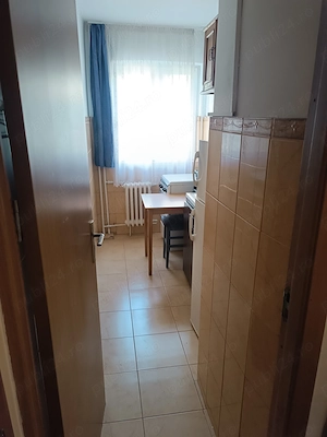 Proprietar vând apartament 2 camere semidecomandat  - imagine 3
