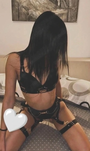 Maia 24 de ani 