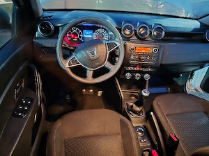 Dacia Duster 1.6SCe 115cp 4x4 an 2019 EURO 6 Tva Deductibil - imagine 4