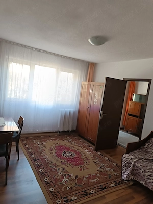 Proprietar vând apartament 2 camere semidecomandat  - imagine 13