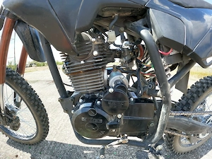 Vând kxd 150 cc . Preț negociabil .Ofer si transport pentru suma corecta . - imagine 2