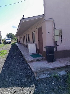 Vand complex imobiliar in Deta,zona centrala - imagine 3