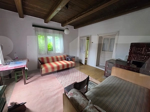 Casa traditionala din caramida in satul Anghelus - imagine 6